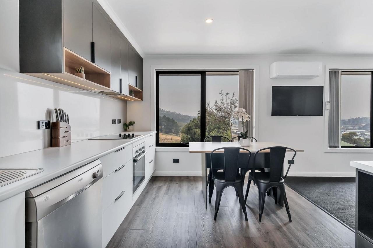 Youngtown Executive Apartments - 2Br Included, Free Parking & Wifi, Sofa Bed & Cot Fee Applies Launceston Exterior foto
